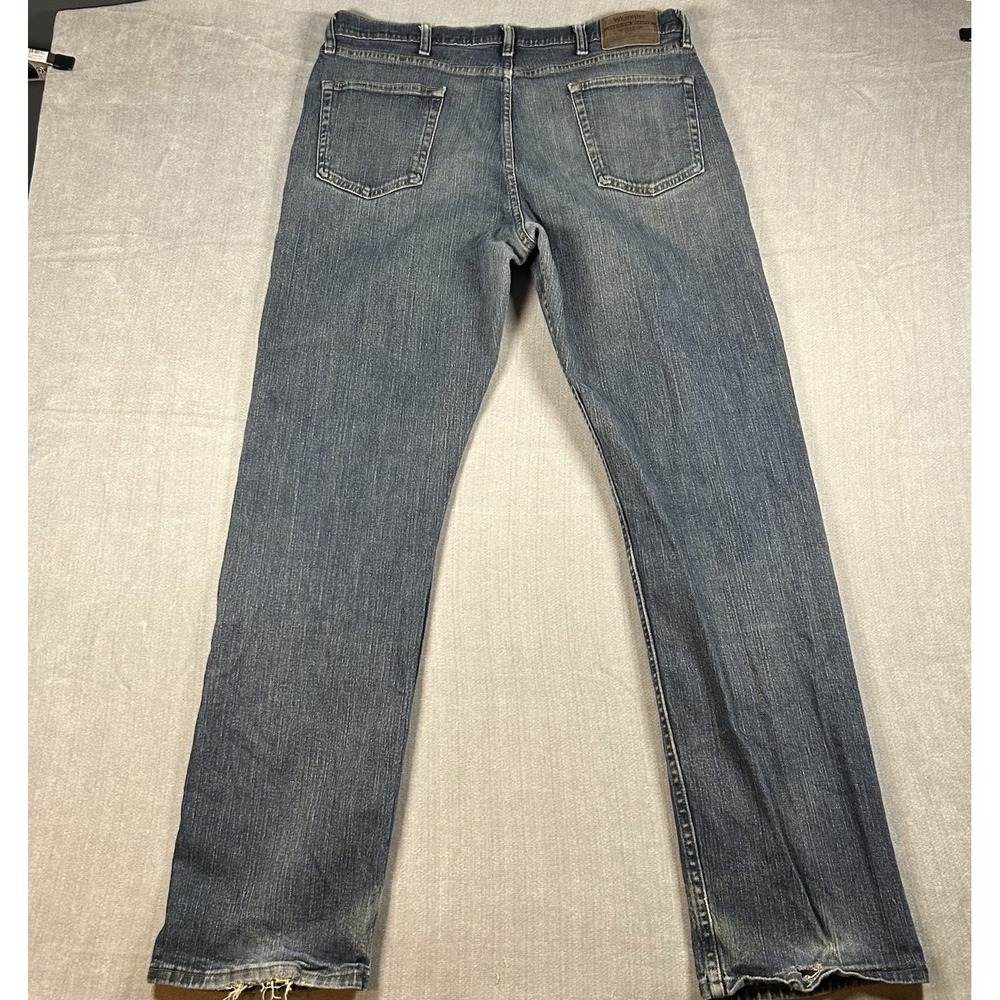 Wrangler Relaxed Fit Jeans Mens 38x34 Medium Wash Distressed 9WRLABI Denim